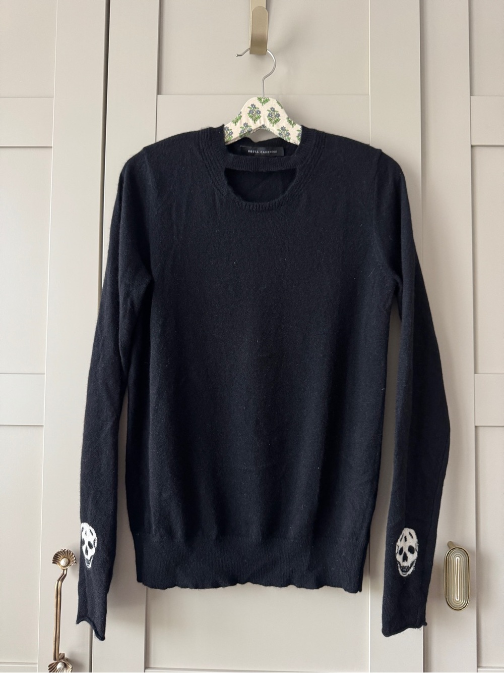 Skull Cashmere Crewneck Sweater Long Sleeve Black Knit Cutout Collar Jumper